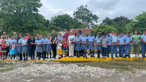 Guarniciones y Banquetas para la Localidad de Monte Chiquito