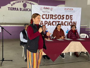 Clausura Lilia Arrieta taller de costura en Tierra Blanca Booxter