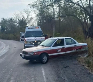 Accidente en curva de la muerte deja 2 heridos