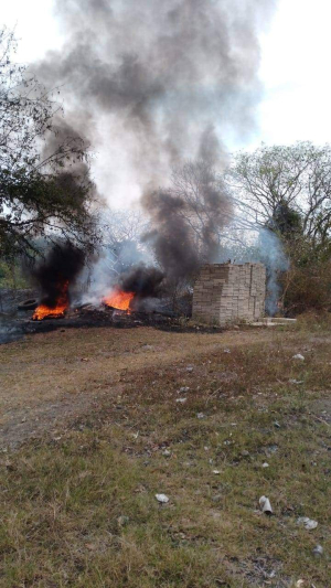 Sofocan incendio en colonia Talamantes de Potrero del Llano