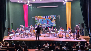 Orquesta infantil huasteca  presente en Cumbre Tajín