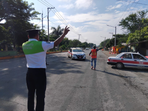 Por obra limitan circulación en carretera de Poza Rica a Sierra Totonaca