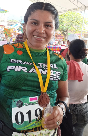 Joven castillense vence obstáculos para participar en Trail de la Pirámide