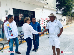 Lupita Rodríguez entrega obra en la Colonia Tabaquillo