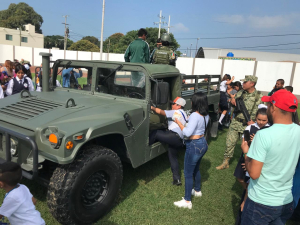 Exposición Fotográfica y Demostración de la SEDENA en Álamo