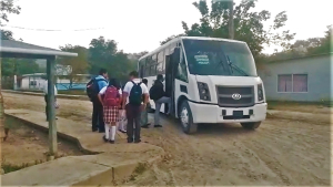 Tras espera de 6 años, habitantes de Pueblo Viejo tendrán transporte